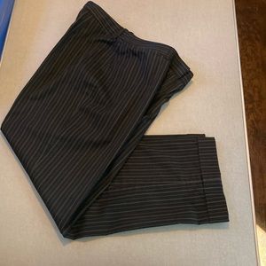 Jones New York, Signature, women’s size 10, pin-striped cuffed pants, flat front